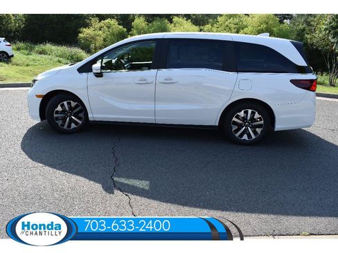 New 2026 Honda Odyssey EX-L image 4