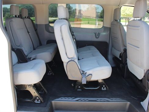 Used 2019 Ford Transit 350 XLT RWD image 15