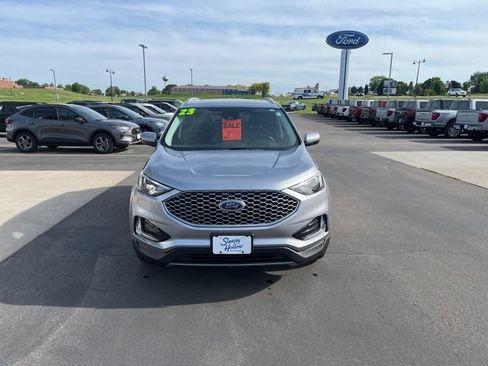 Used 2023 Ford Edge SEL w/ Convenience Package AWD/4WD image 2