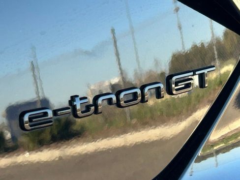 Used 2023 Audi RS e-tron GT w/ Carbon Performance Package image 63