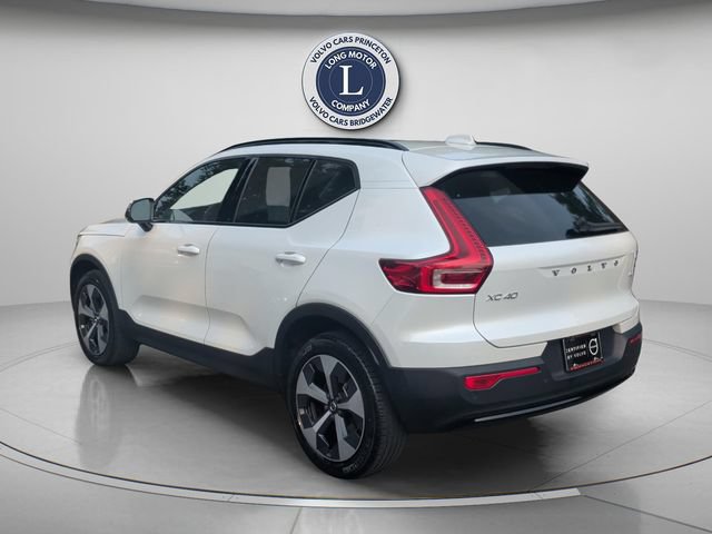 Certified 2024 Volvo XC40 B5 Plus w/ Protection Package Premier AWD/4WD image 4