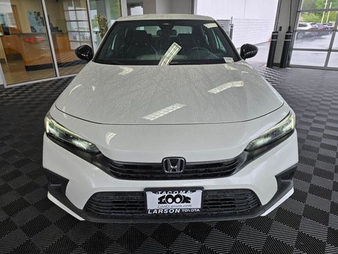 Used 2023 Honda Civic Sport image 8