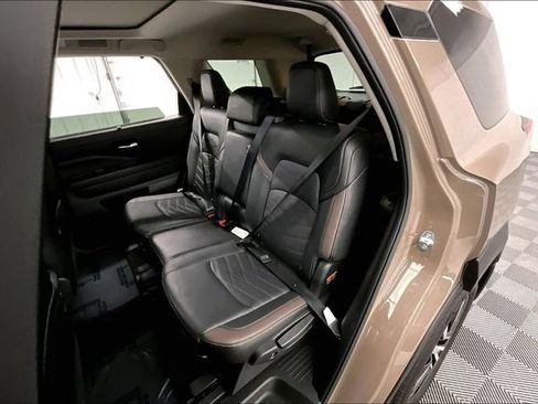 Used 2025 Nissan Pathfinder Platinum w/ Cargo Package AWD/4WD image 25