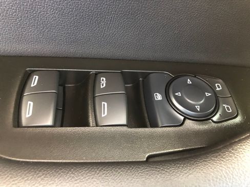 Used 2025 Chevrolet Blazer LT w/ Convenience Package FWD image 37