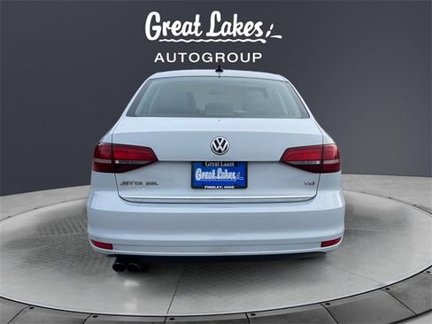Used 2017 Volkswagen Jetta SEL image 4