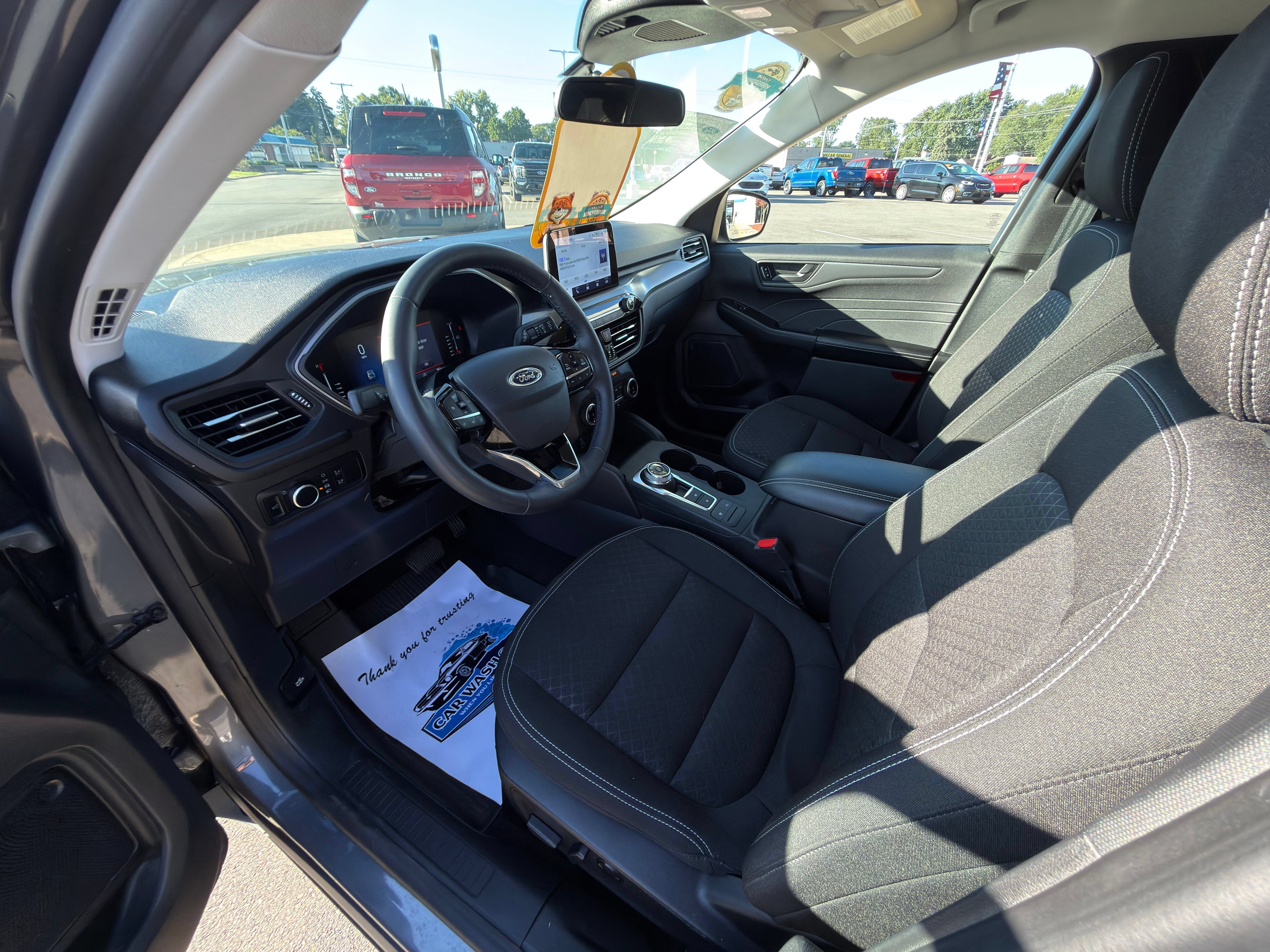 Certified 2024 Ford Escape Active AWD/4WD image 23