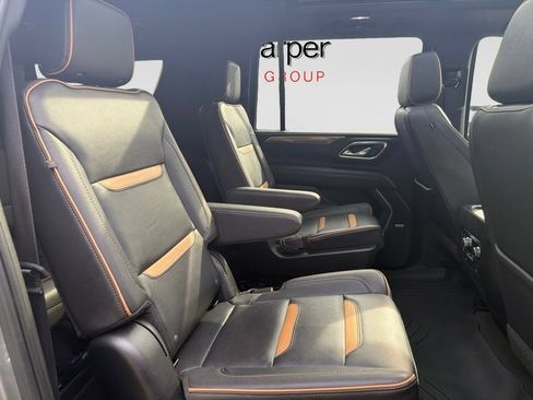 Used 2023 GMC Yukon XL AT4 w/ Technology Package AWD/4WD image 20