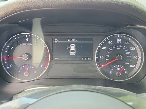 Used 2024 Kia Forte LXS FWD image 24