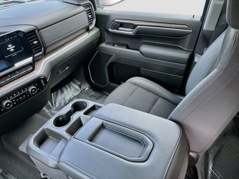 Used 2023 Chevrolet Silverado 1500 RST AWD/4WD image 22