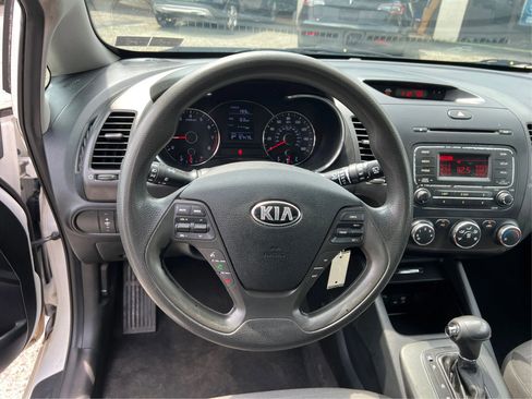 Used 2016 Kia Forte LX image 17