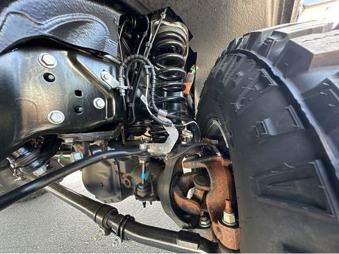 New 2026 Ford F250 Platinum w/ Tremor Off-Road Package image 44