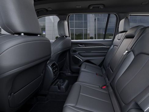 New 2026 Jeep Grand Cherokee L Limited AWD/4WD image 23