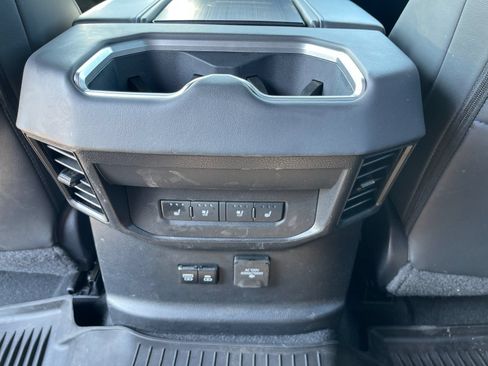 Used 2024 Toyota Tundra Platinum AWD/4WD image 14