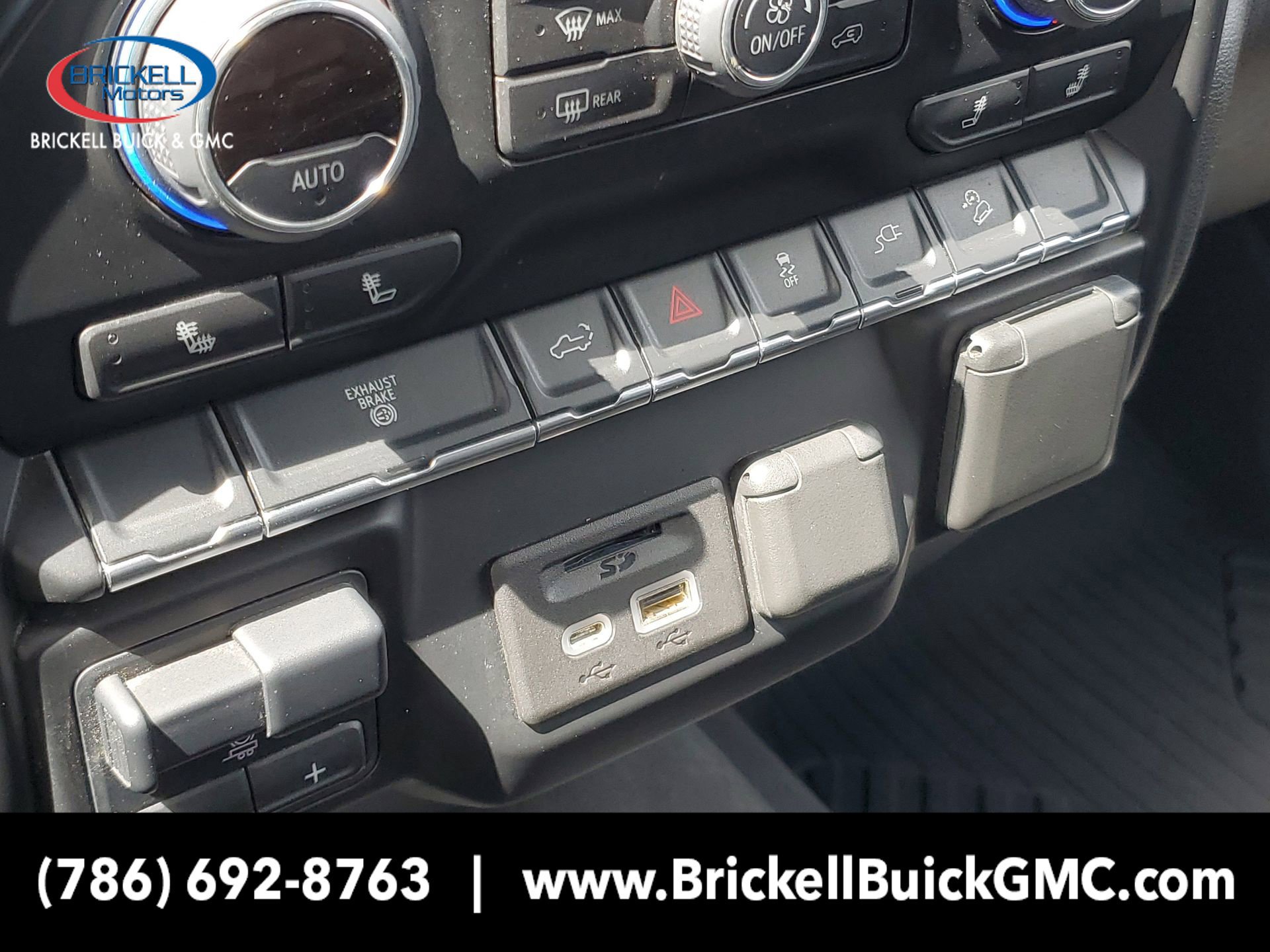 Used 2022 Chevrolet Silverado 3500 LTZ AWD/4WD image 27