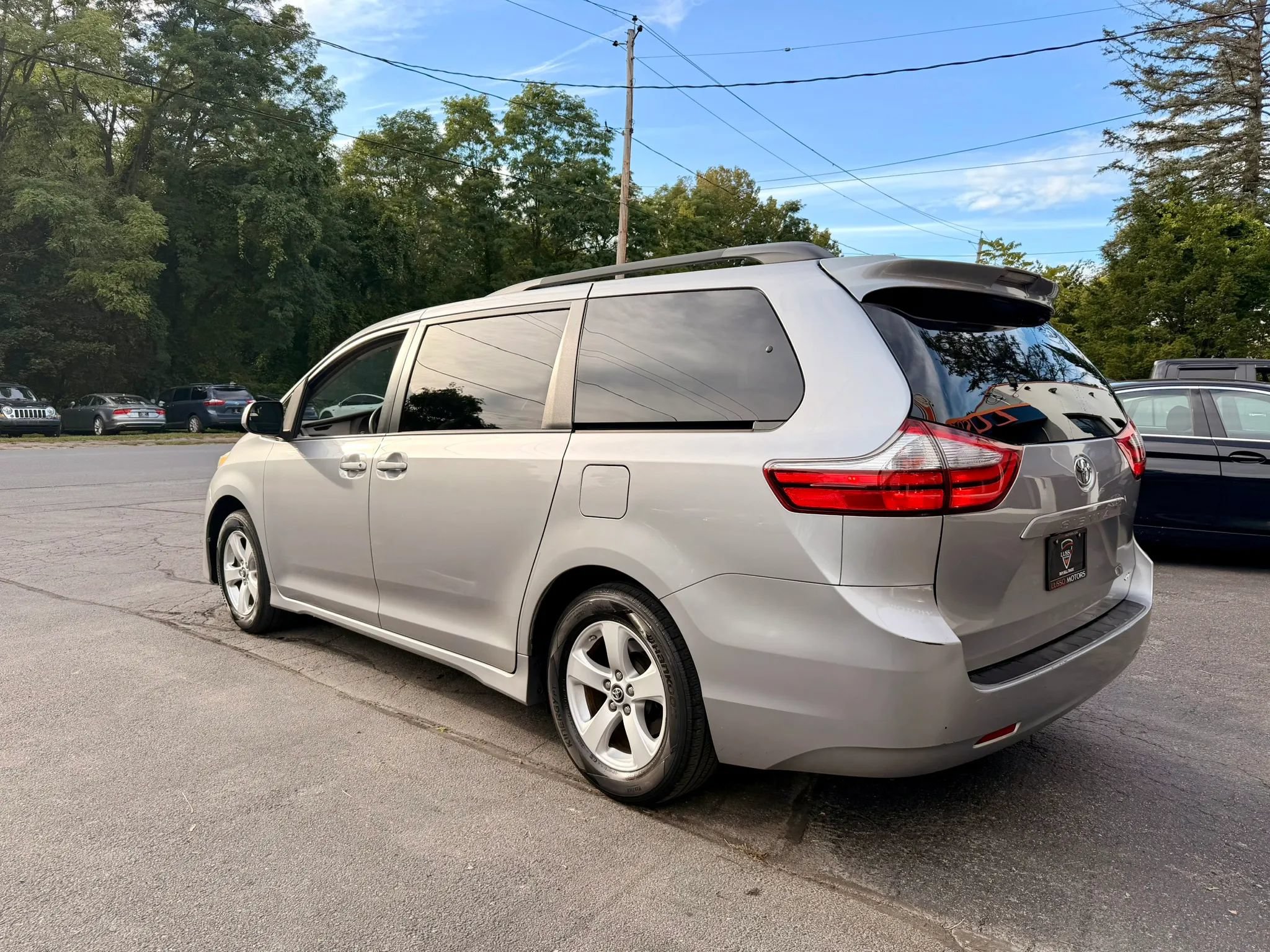 Used 2018 Toyota Sienna LE FWD image 4