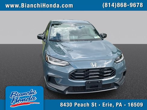 Used 2025 Honda HR-V Sport image 1
