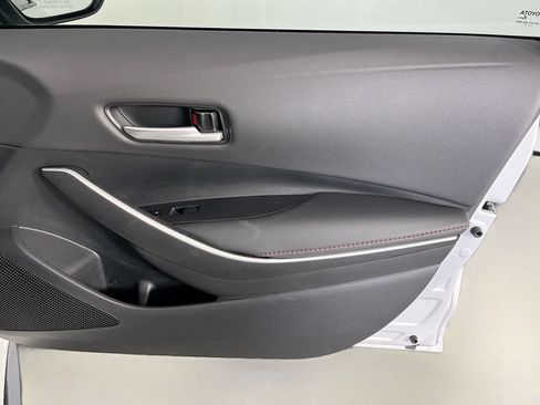Used 2025 Toyota Corolla SE FWD image 34