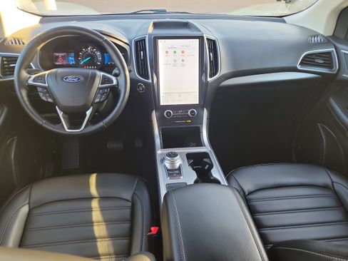 Used 2024 Ford Edge SEL w/ Convenience Package image 14