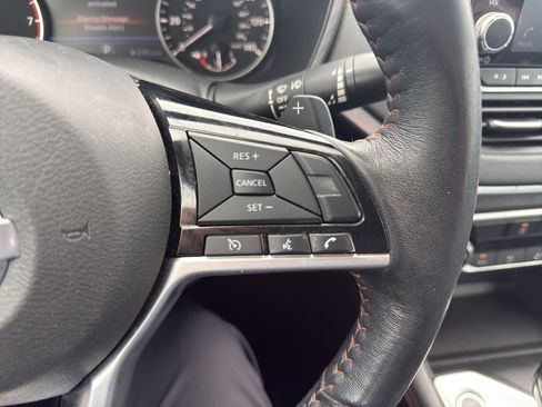 Used 2019 Nissan Altima 2.5 SR image 19