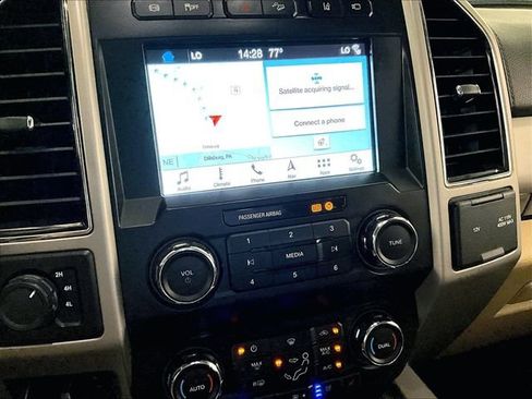 Used 2019 Ford F250 Lariat w/ Lariat Ultimate Package AWD/4WD image 7
