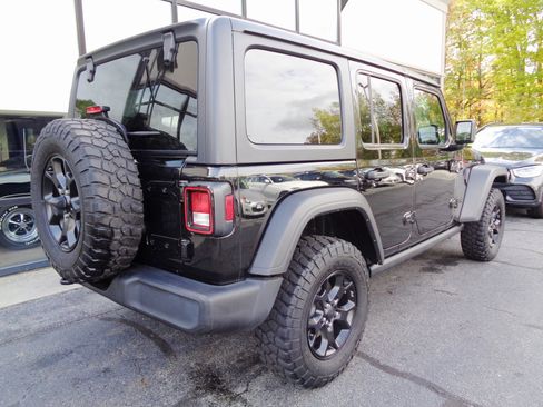 Used 2022 Jeep Wrangler Unlimited Sport image 5