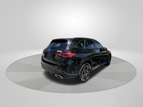 Used 2025 Mercedes-Benz GLC 300 image 7
