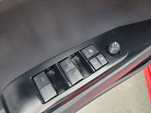 Used 2025 Toyota Camry XSE image 21