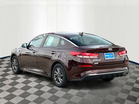 Used 2020 Kia Optima LX image 3