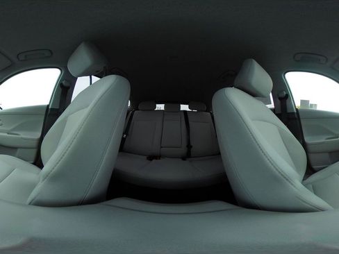 Used 2025 Hyundai Kona SEL image 42