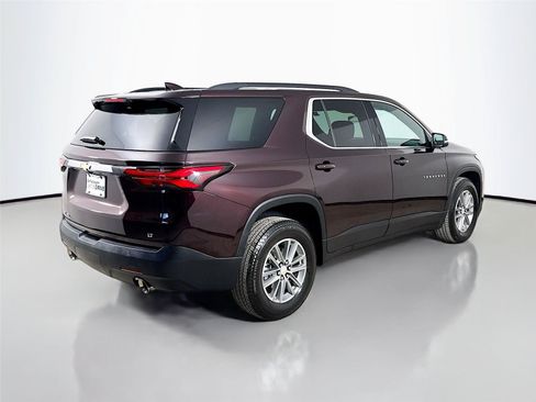 Used 2023 Chevrolet Traverse LT AWD/4WD image 9