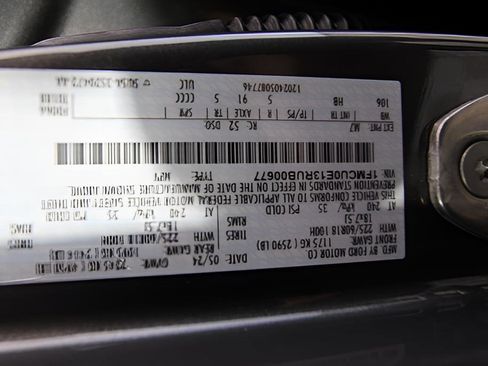 Used 2024 Ford Escape SE FWD image 37