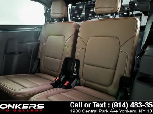 Used 2023 Ford Bronco Heritage Edition AWD/4WD image 13