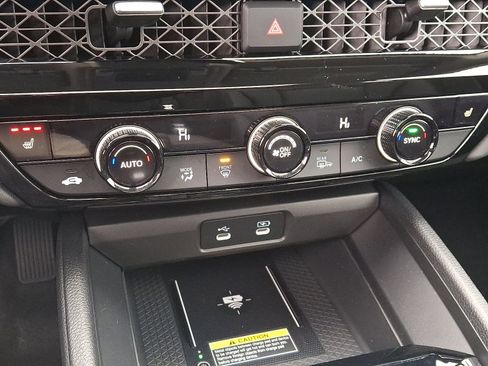 Certified 2025 Honda Accord EX-L image 17