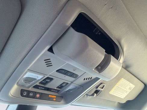 Used 2018 GMC Terrain SLT w/ Preferred Package image 38