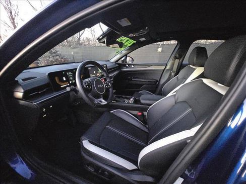 Used 2025 Kia K5 GT-Line w/ GT-Line Premium Package image 13