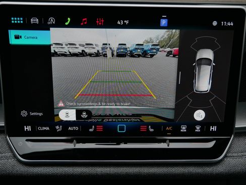 New 2026 Volkswagen Tiguan S image 10