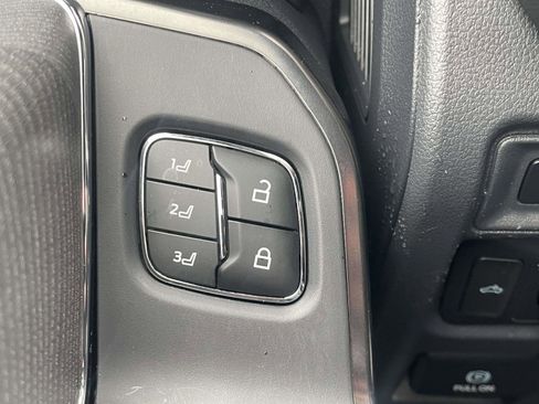 Used 2021 Ford F150 Platinum image 32