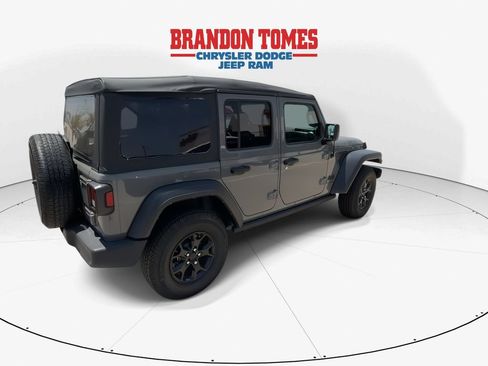 Used 2021 Jeep Wrangler Unlimited Sport AWD/4WD image 4