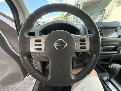 Used 2018 Nissan Frontier SV RWD image 15