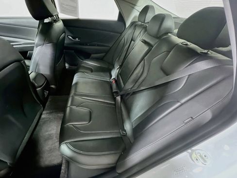 Used 2024 Hyundai Elantra Limited FWD image 22