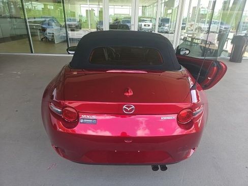 Used 2023 MAZDA MX-5 Miata Grand Touring w/ Weather Package RWD image 4