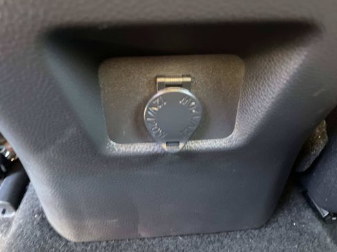Used 2023 Toyota RAV4 LE FWD image 13