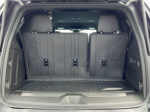 New 2026 Chevrolet Tahoe High Country AWD/4WD image 39