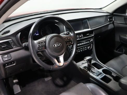 Used 2018 Kia Optima S image 15