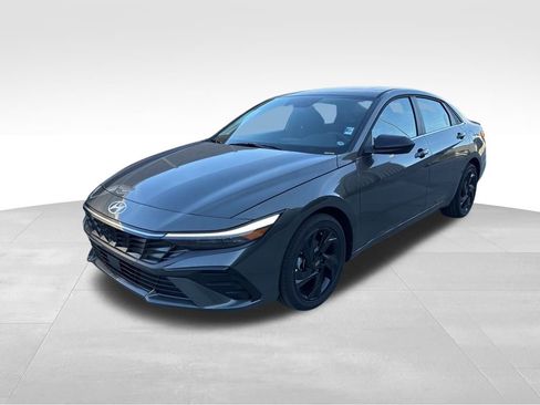 New 2026 Hyundai Elantra SEL Sport image 1