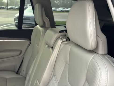 Used 2021 Volvo XC90 T6 Inscription w/ Protection Package Premier AWD/4WD image 11