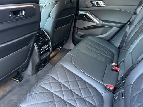 New 2026 BMW X6 xDrive40i image 9