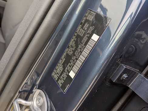 Certified 2024 Volvo XC90 T8 Plus w/ Protection Package Premier image 30