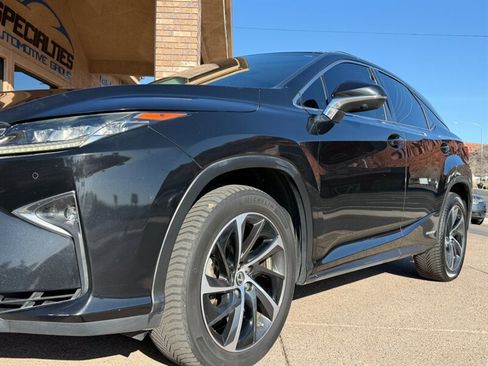 Used 2018 Lexus RX 450h AWD w/ Luxury Package image 22