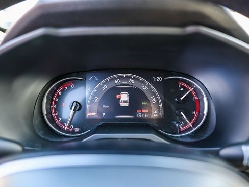 Used 2020 Toyota RAV4 Limited image 14